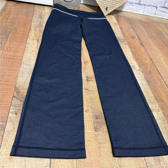 Lululemon vintage Women's pants Faux Denim Navy Blue White Stripe Size 4 - Picture 2 of 15